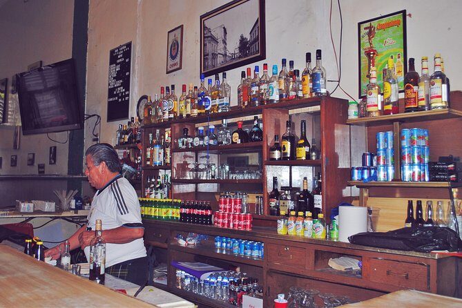 Bar Crawl in Guadalajara downtown - Authentic Experiences and Authentic Reviews