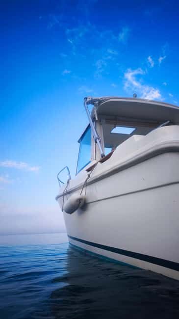 Bar: Hidden Beaches Boat Tour with Local Wine & Meze - Key Points