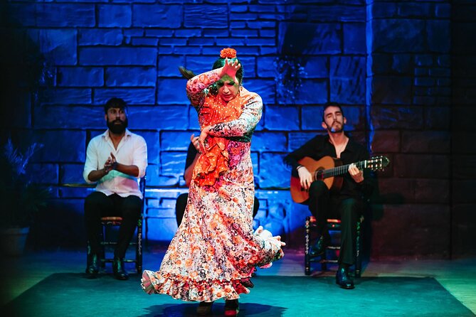 Baraka Triana. Flamenco show with drink - Your Included Drink: Soft Drink, Wine, or Beer