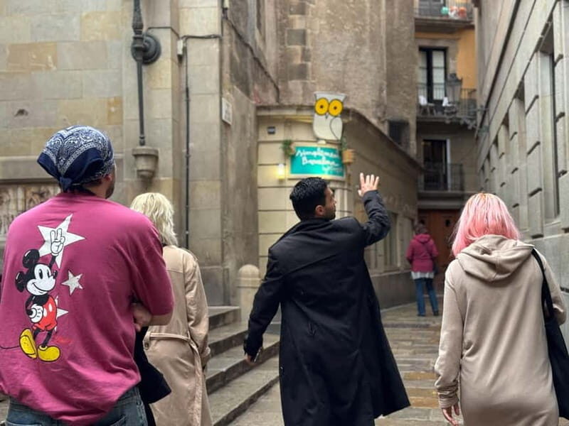 Barcelona: 1 Hour Gothic Quarter and El Born Walking Tour - Exploring Barcelonas Gothic Quarter and El Born in an Hour: A Honest Look