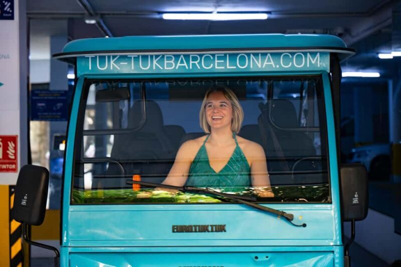 Barcelona: 2h Premium Private Tuk-Tuk Tour - Pricing and Value