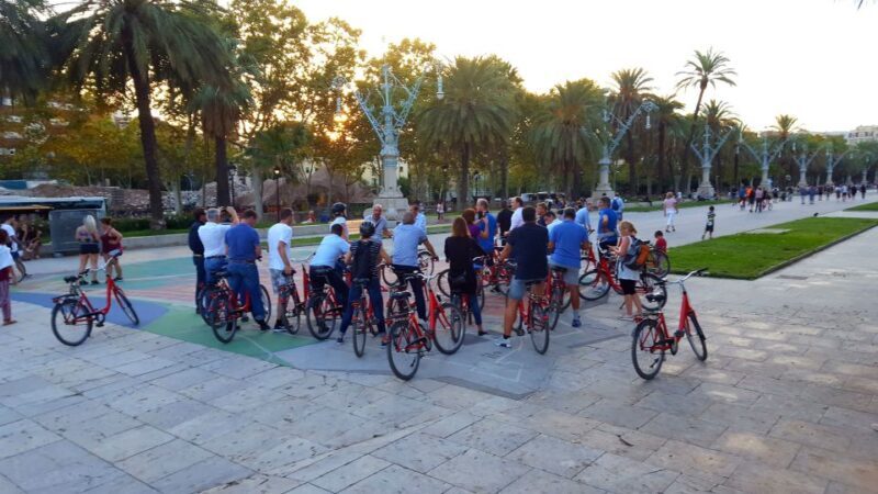 Barcelona: 3-Hour Bike Tour with Spanish Tapas - How the Tour Feels