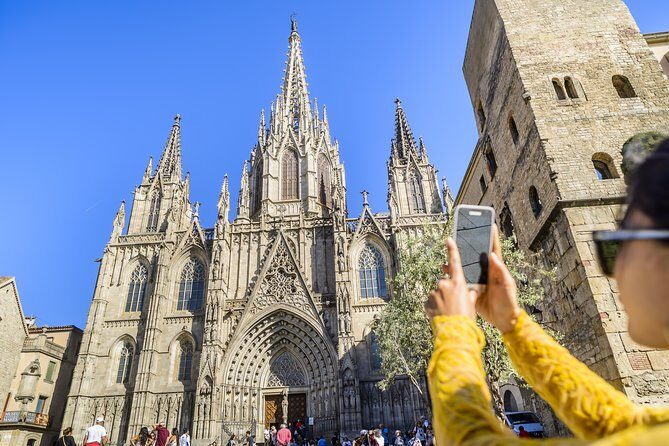 Barcelona 360 Tour: Flying, Sailing & Walking Guided Small Group - A Thorough Breakdown of What the Tour Entails