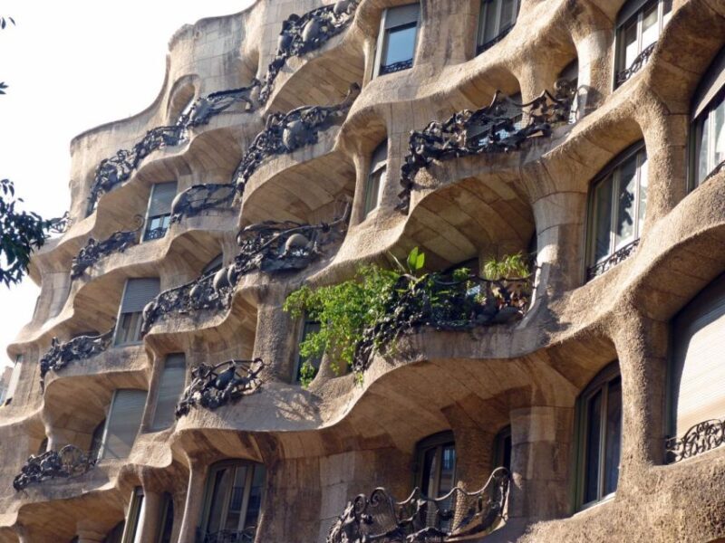 Barcelona: 4-hour Private Guided Walking Tour - Practical Tips & Considerations