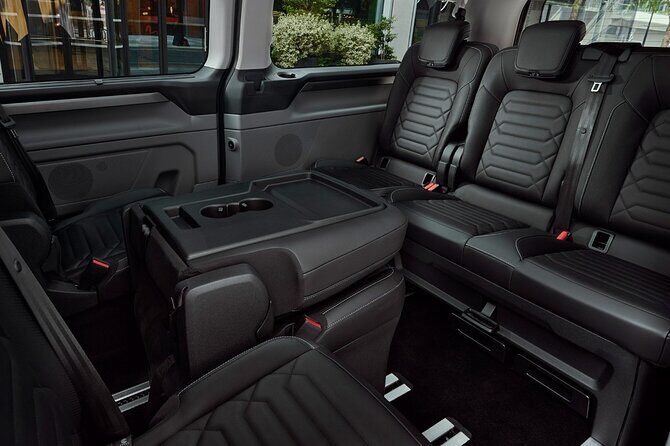 Barcelona airport to Barcelona city private taxi transfers - Key Points