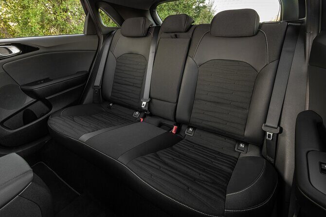 Barcelona airport to Barcelona city private taxi transfers - The Real-World Experience: What Travelers Say