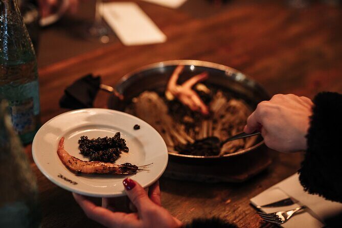 Barcelona: Guided Food Walking Tour with Tapas and Wine - The Food and Wine in Detail