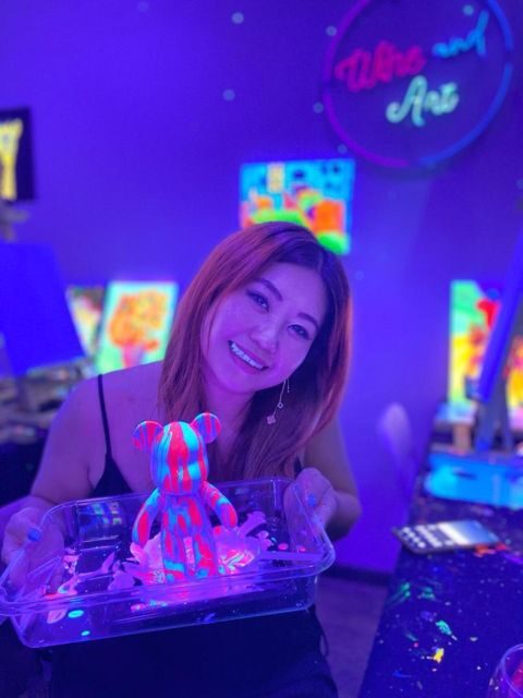 Barcelona: Bear-brick Fluorescent Painting | Wine and Art - Final Thoughts