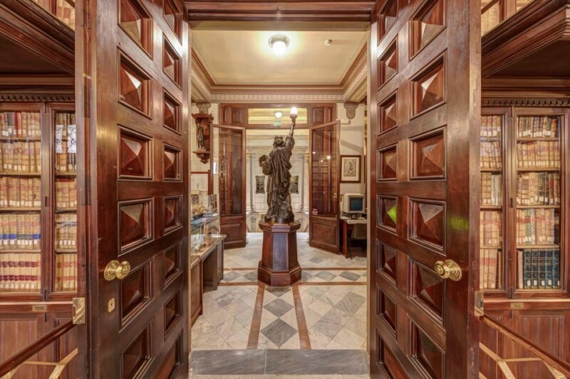 Barcelona: Biblioteca Arús Guided Tour - Key Points