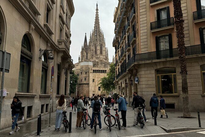 Barcelona: Bike or eBike Tour, Top Sights & Local Insights - Who Is This Tour Best Suited For?