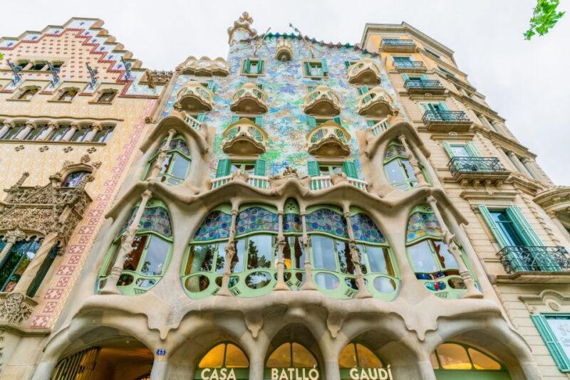 Barcelona: Casa Batlló Entry with Self-Audioguide Tour - A Close Look at What You Can Expect