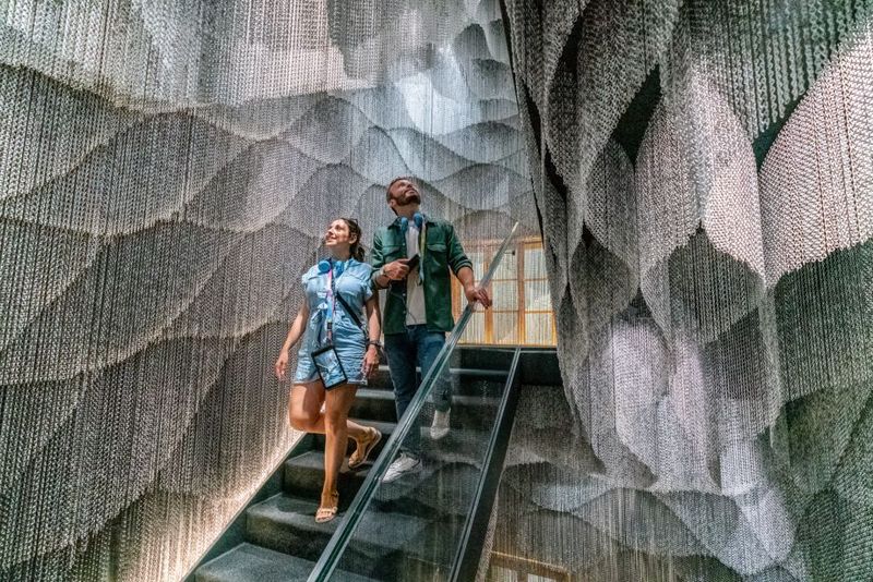 Barcelona: Casa Batlló Entry with Self-Audioguide Tour - Music and storytelling: the soundtrack component