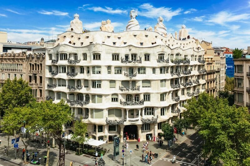 Barcelona: Casa Milà Early-Morning Access Guided Tour - Who Would Love This?