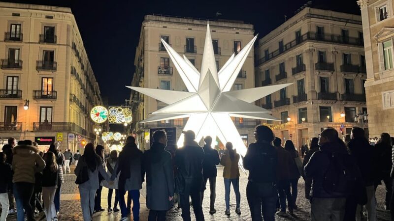 Barcelona: Christmas Lights and Markets Bike Tour - Exploring the Tours Details