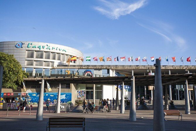 Barcelona City Tour Hop-On Hop-Off and Aquarium - FAQ