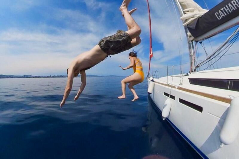 Barcelona: Coastline Boat Trip with Snacks and Cava - The Bottom Line: Who Should Consider This Tour?