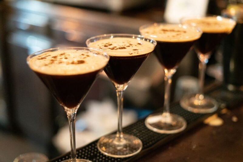 Barcelona: Cocktail Master Class by Mixologist with Tapas - What to Expect from the Barcelona Cocktail & Tapas Experience