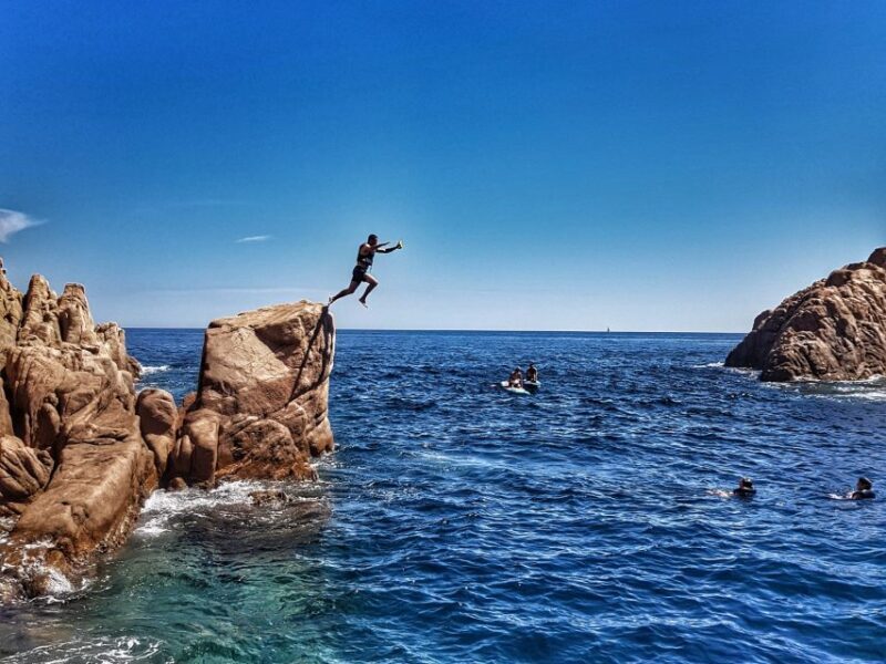 Barcelona: Costa Brava Tour with Kayak & Lagoon Snorkeling - Key Points