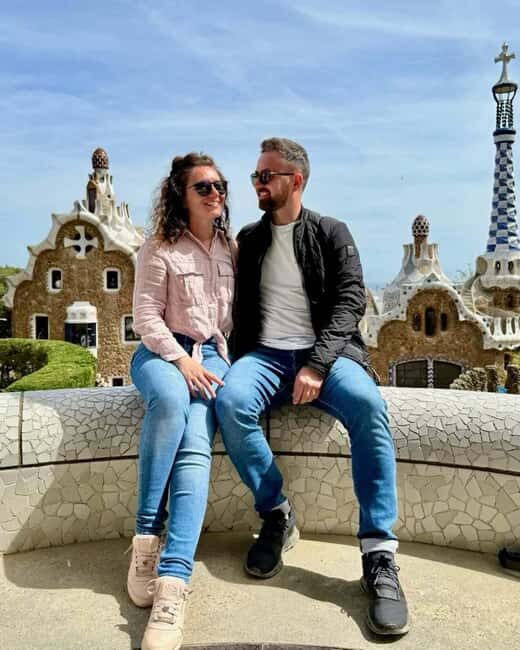 Barcelona: Creative Photo Tour of the City's Artistic Corners - Price and Value