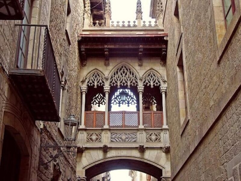 Barcelona: Customizable Guided Bike or Walking Tour - The Practicalities