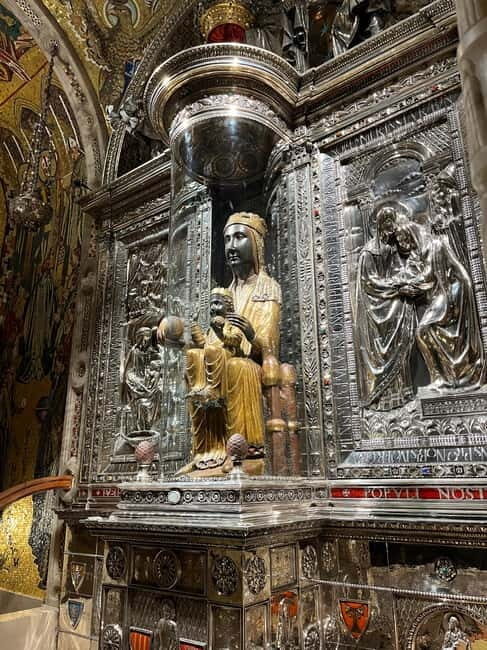 Barcelona: Early Morning Montserrat Trip with Abbey & Hike - Key Points