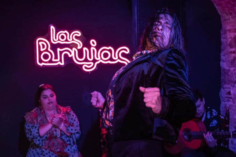 Barcelona: Espectáculo de FLAMENCO íntimo en Las Brujas Club - The Value and Who It’s Best For