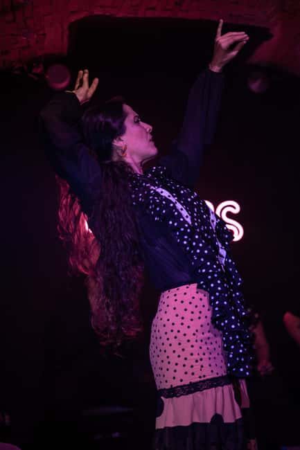 Barcelona: Espectáculo de FLAMENCO íntimo en Las Brujas Club - FAQs