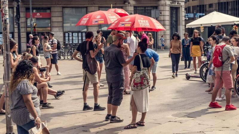 Barcelona: Experience the City's Heart on a Walking Tour - Key Points