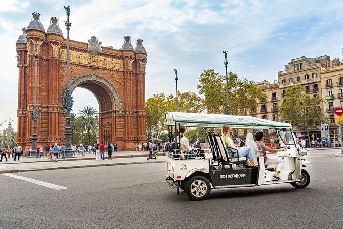Barcelona Express Tour in a Private Eco Tuk Tuk - What Is the Barcelona Express Tour in a Private Eco Tuk Tuk?