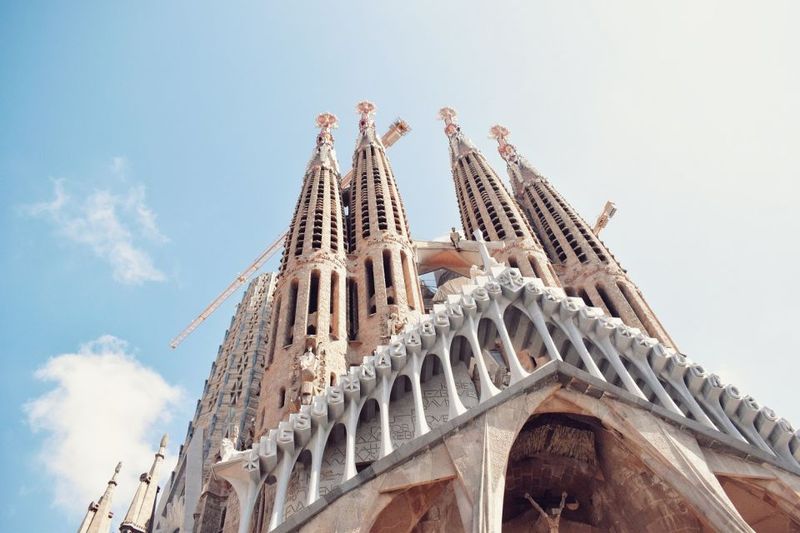 Barcelona: Sagrada Familia Guided Tour with Tower Access - Tower access by elevator: panoramic views with a clear plan
