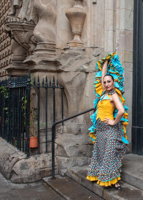 Barcelona: FLAMENCO Concert at the emblematic Royal Academy - A Closer Look at the Experience