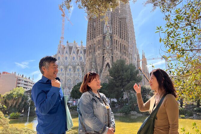 Barcelona Full Day: Sagrada Familia and the 3 Gaudí Houses - FAQ About the Tour