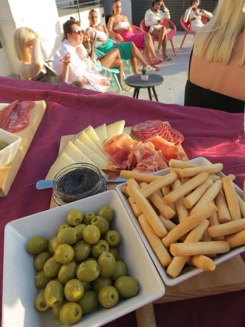 Barcelona: Fun & Unpretentious Rooftop Wine Tasting - Practical considerations