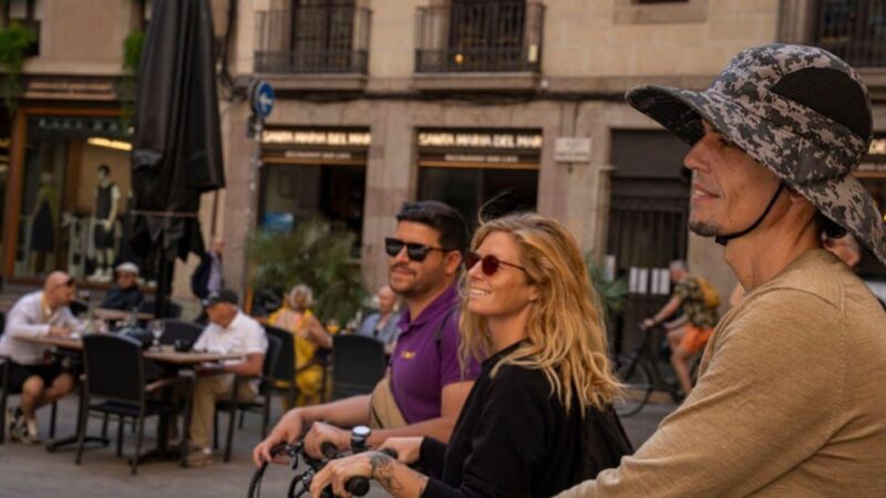 Barcelona: Gaudí Masterpieces & Hidden Gems E-Bike Tour - Key Points