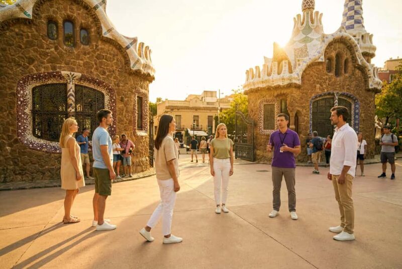 Barcelona: Gaudís Park Güell Tour with Fast-Track Ticket - The Crowd Factor and Tips