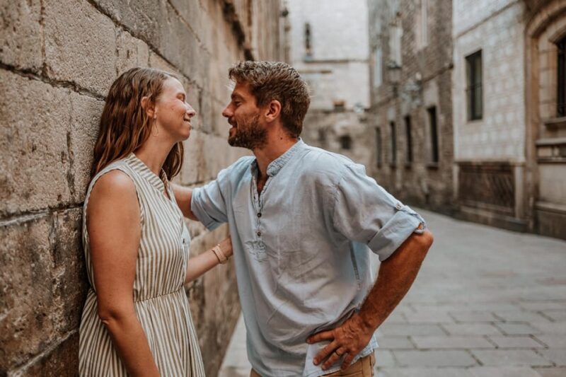 Barcelona: Gothic Quarter Cinematic Photoshoot and Guide - FAQ