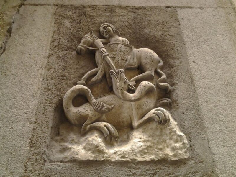 Barcelona: Gothic Quarter Legends Walking Tour with Tapas - Who Will Love This Tour?