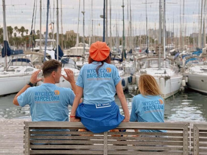 Barcelona: Gothic Quarter Walking Tour in Polish - Key Points