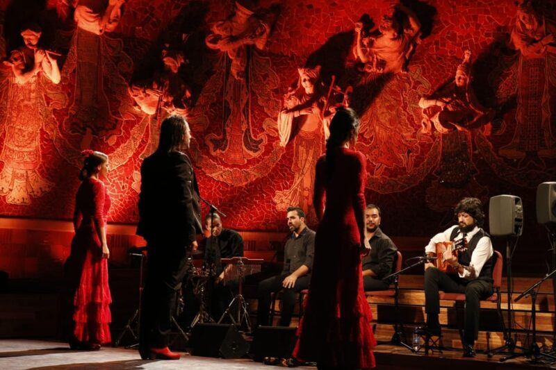 Barcelona: Gran Gala Flamenco Show Entry Ticket - Key Points