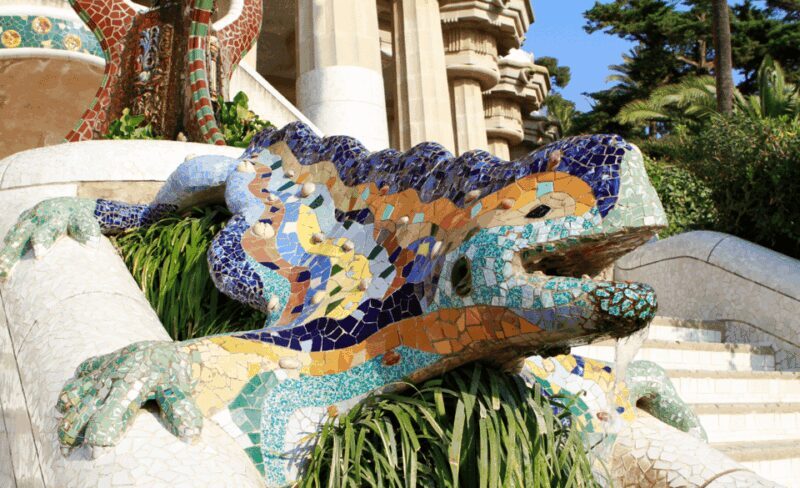 Barcelona: Guell Park Small-Group Tour & Dragon Stairway - Exploring Park Güell with a Small-Group Tour in Barcelona