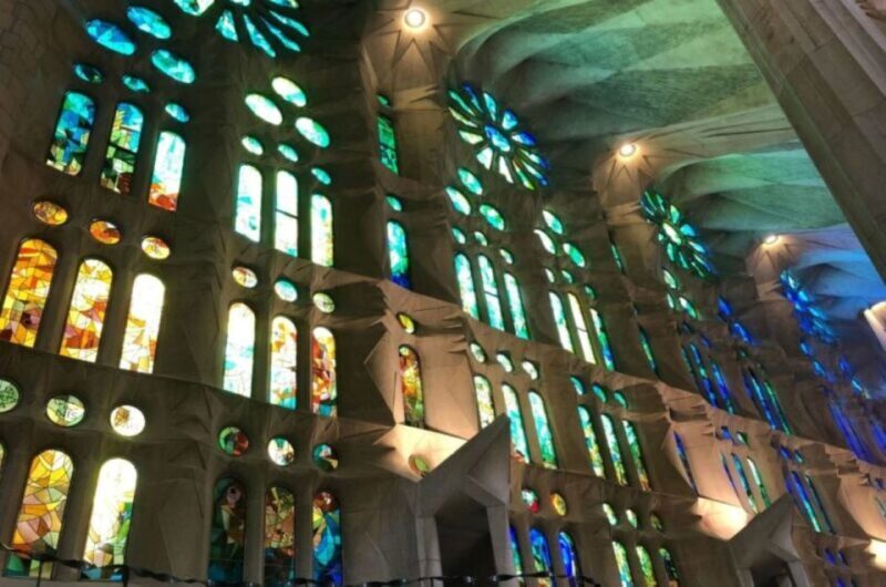 Barcelona: Guided Sagrada Familia Tour & Skip-The-Line Entry - What Travelers Say