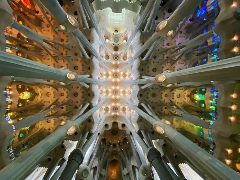 Barcelona: Guided Tour of Sagrada Familia - Practical Tips for Your Visit