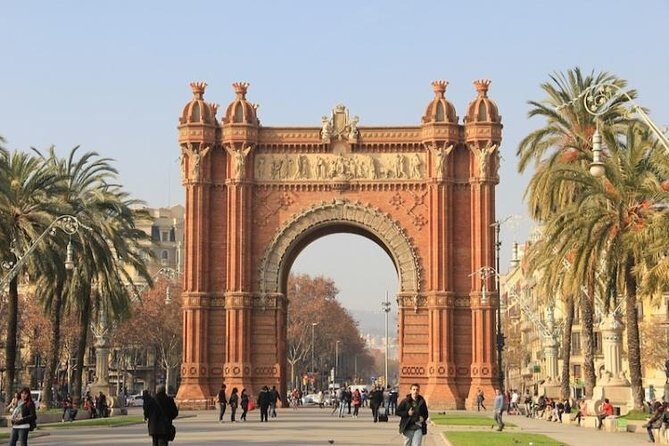 Barcelona Half-Day Sightseeing Private Tour - Who Should Consider This Tour?