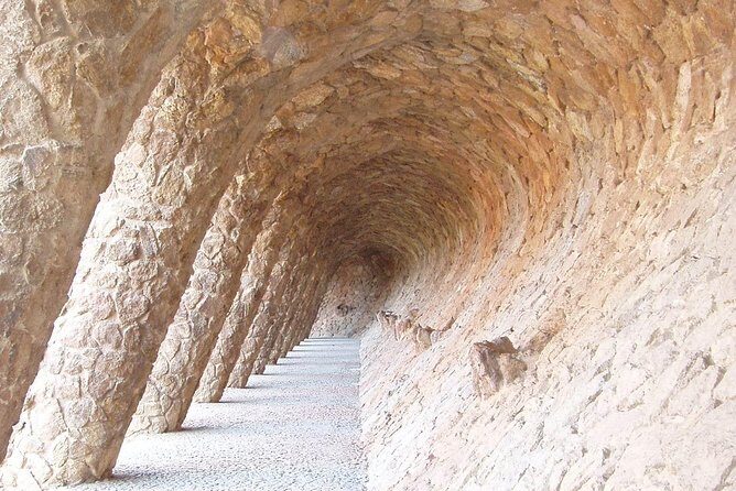 Barcelona Half-day Tour With Local Driver-guide - A Closer Look at the Tour Itinerary