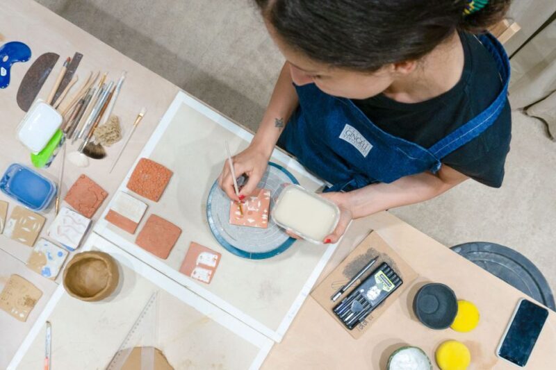 Barcelona: Handmade Ceramic Tiles Workshop - The Setting and Accessibility