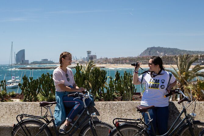 Barcelona Highlights Bike Tour - Key Points