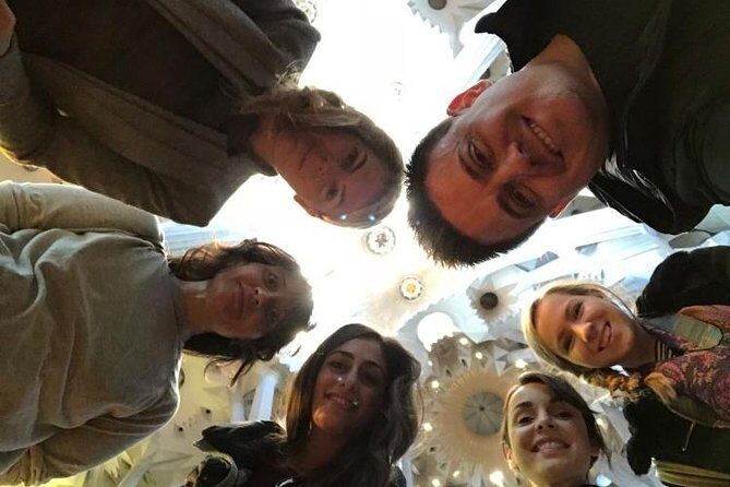 Barcelona: Highlights of Sagrada Familia Max 6 People Guided Tour - FAQ