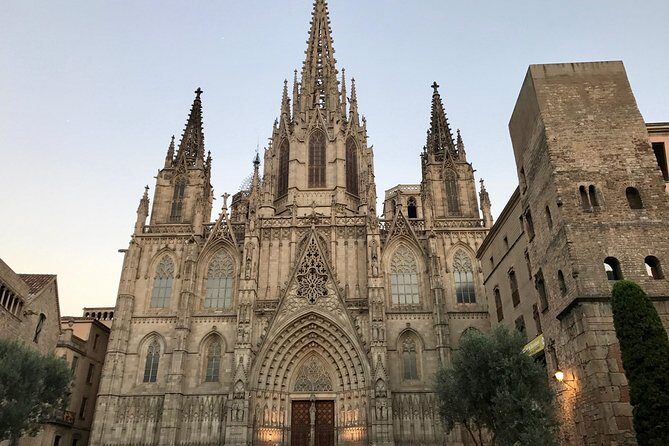 Barcelona Highlights Private Tour in a chauffeured Mercedes-Benz - What Travelers Say