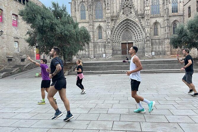 Barcelona Highlights Running Tour - The Practical Side: Pricing, Group Size, and Duration