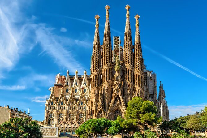 Barcelona Highlights Small Group Tour with Hotel Pick Up - Who Is This Tour Best For?
